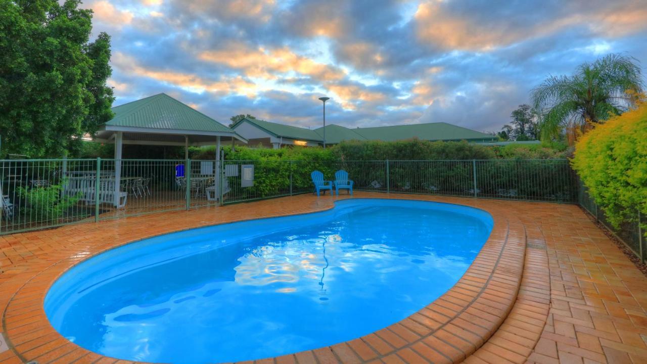 סנט ג'ורג' Jacaranda Country Motel מראה חיצוני תמונה