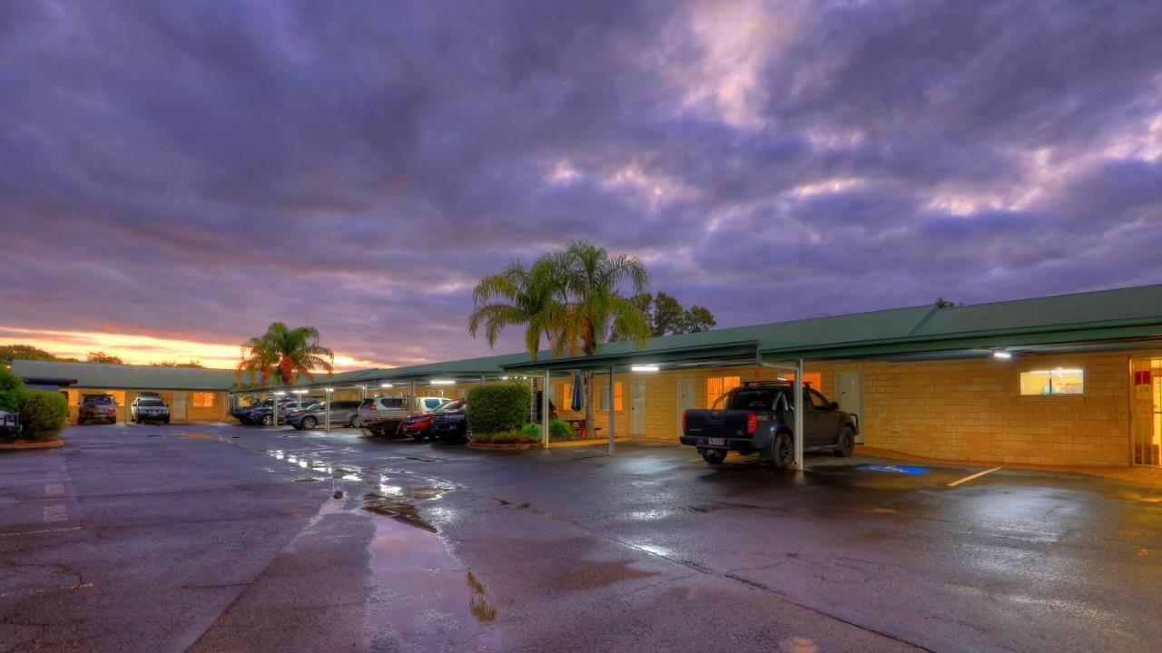 סנט ג'ורג' Jacaranda Country Motel מראה חיצוני תמונה