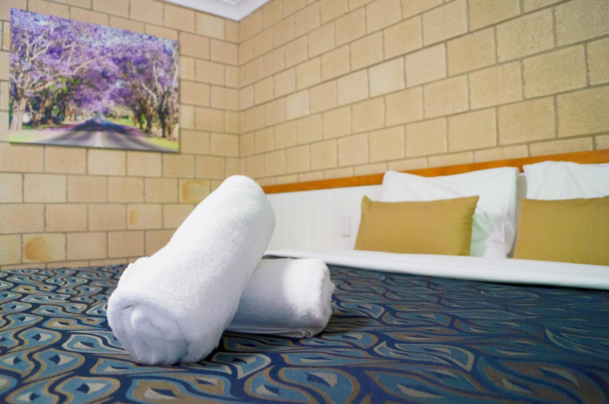 סנט ג'ורג' Jacaranda Country Motel מראה חיצוני תמונה
